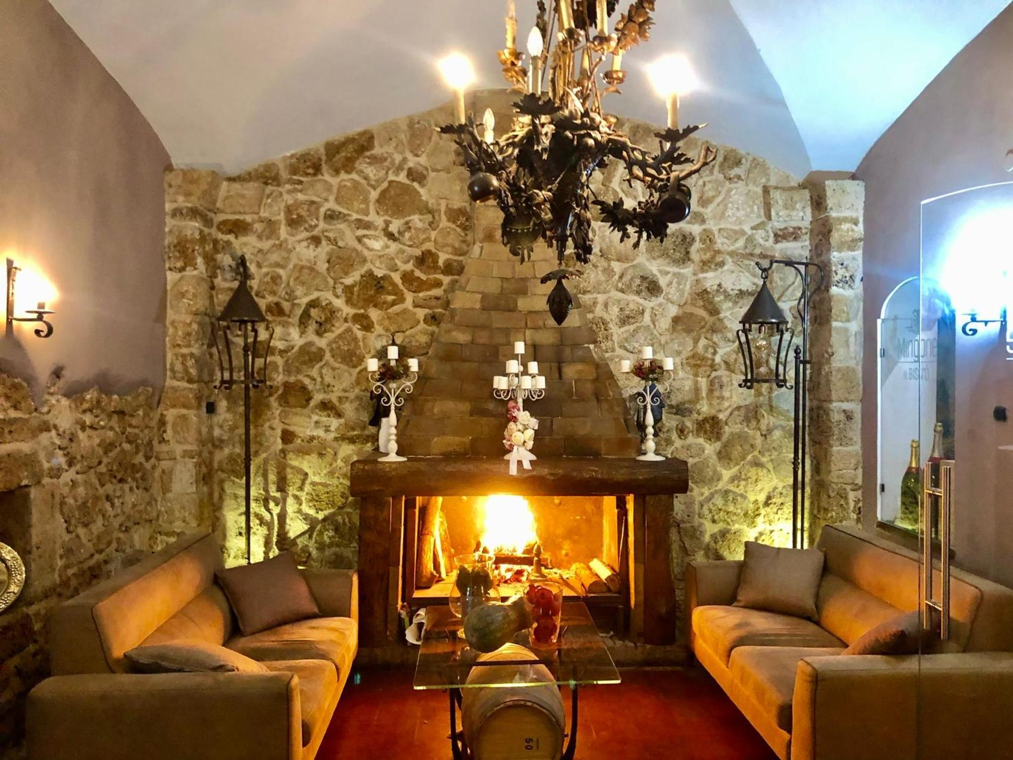 阿尔伯托敏根酒店 Isola di Liri 外观 照片